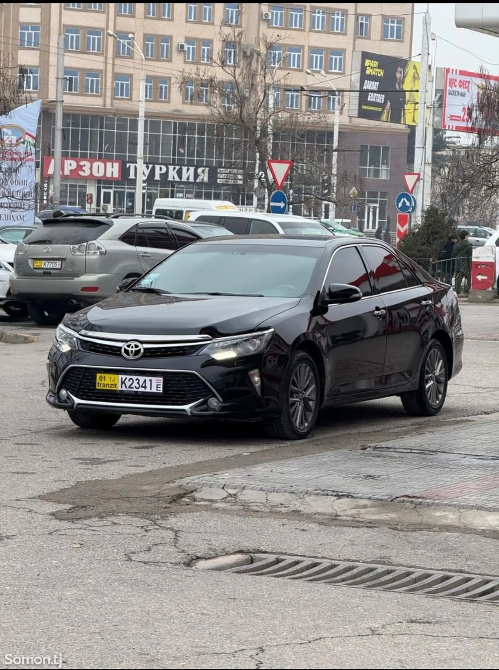 Toyota Camry, 2015-1