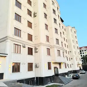 3-комн. квартира, 6 этаж, 83 м², З1мкр, ресторан Дусти Амирхон(Империя)