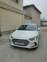 Hyundai Elantra, 2016-5