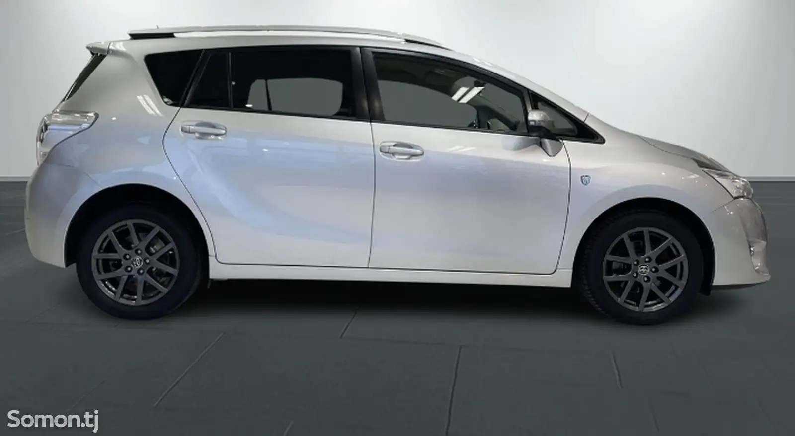 Toyota Verso, 2016 на заказ-1