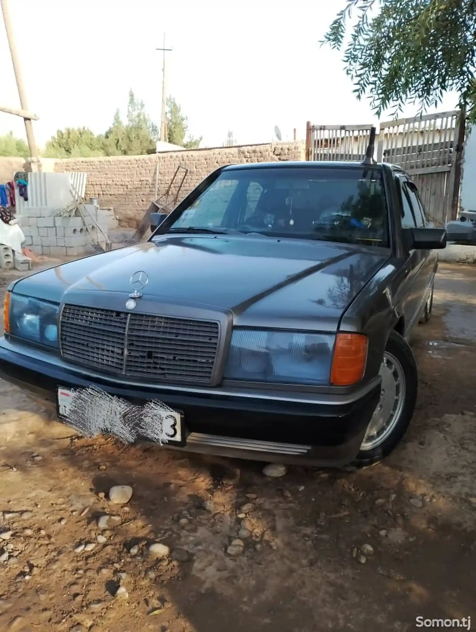 Mercedes-Benz W124, 1989-2