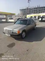 Mercedes-Benz E class, 1992-2