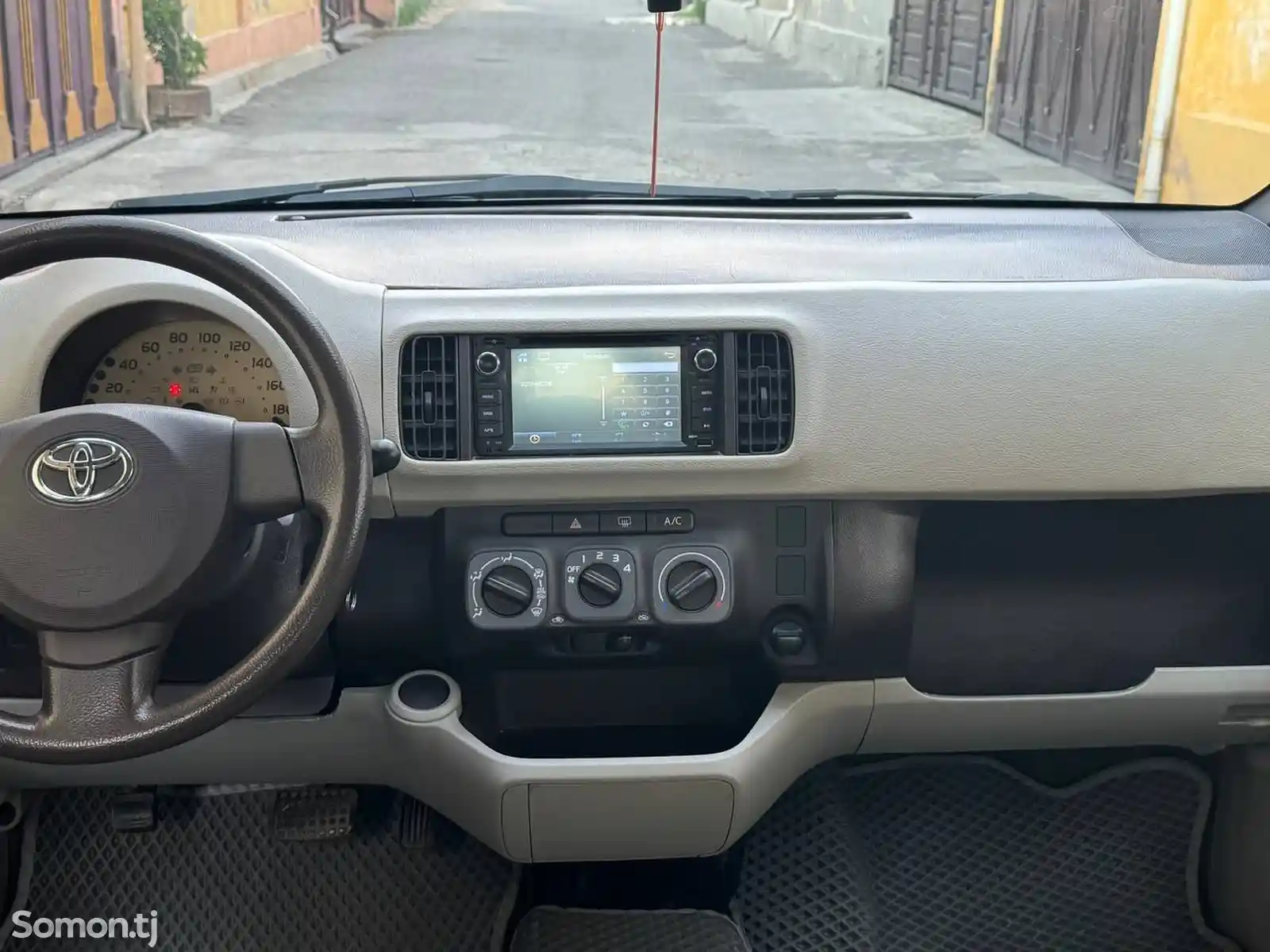 Toyota Passo, 2011-6