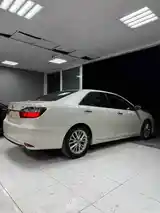 Toyota Camry, 2015-10