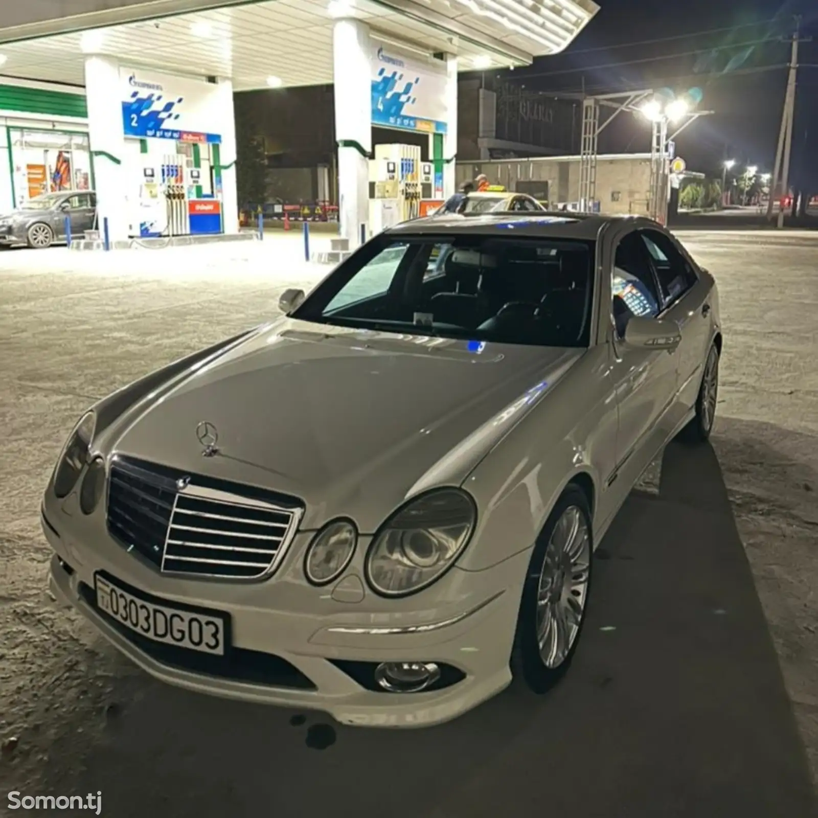 Mercedes-Benz E class, 2009-1