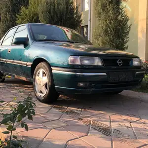 Opel Vectra A, 1995