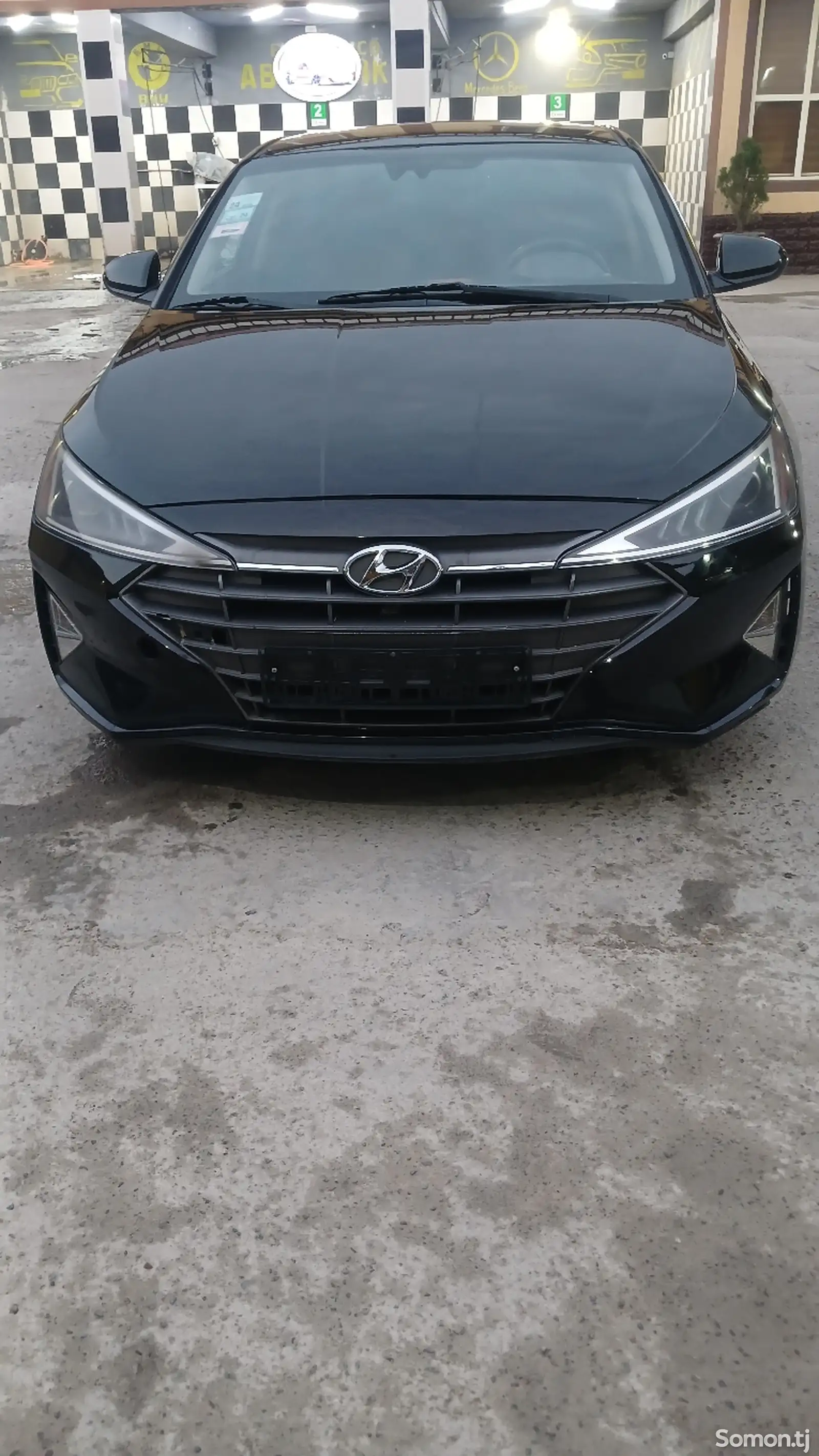 Hyundai Elantra, 2019-1