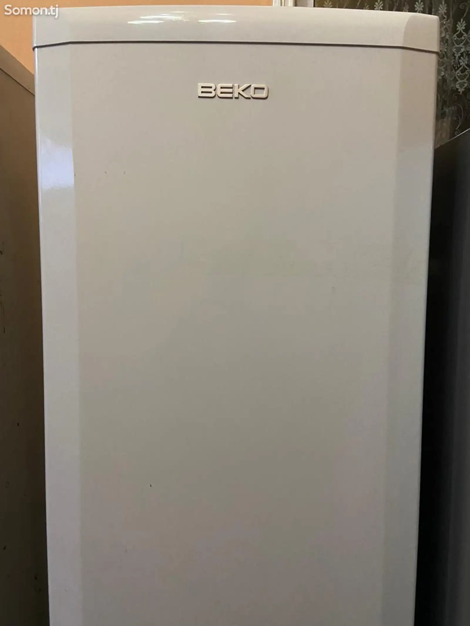 Холодильник BEKO-1