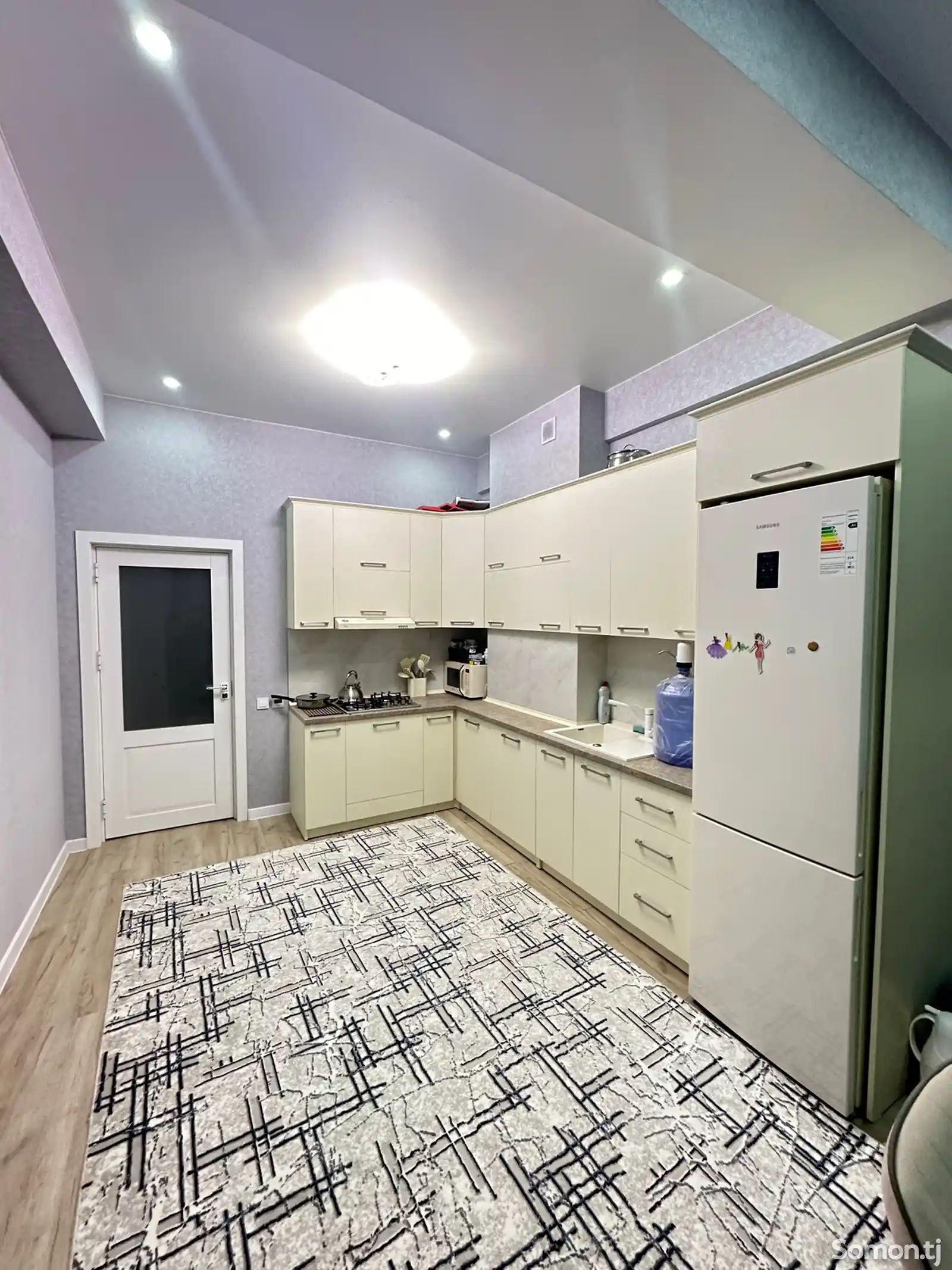 2-комн. квартира, 6 этаж, 85м², Универмаг-7