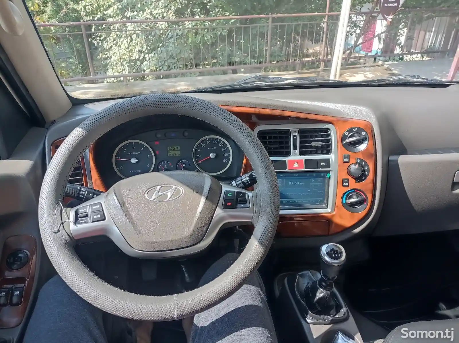 Бортовой автомобиль Hyundai Porter 2 2015-8