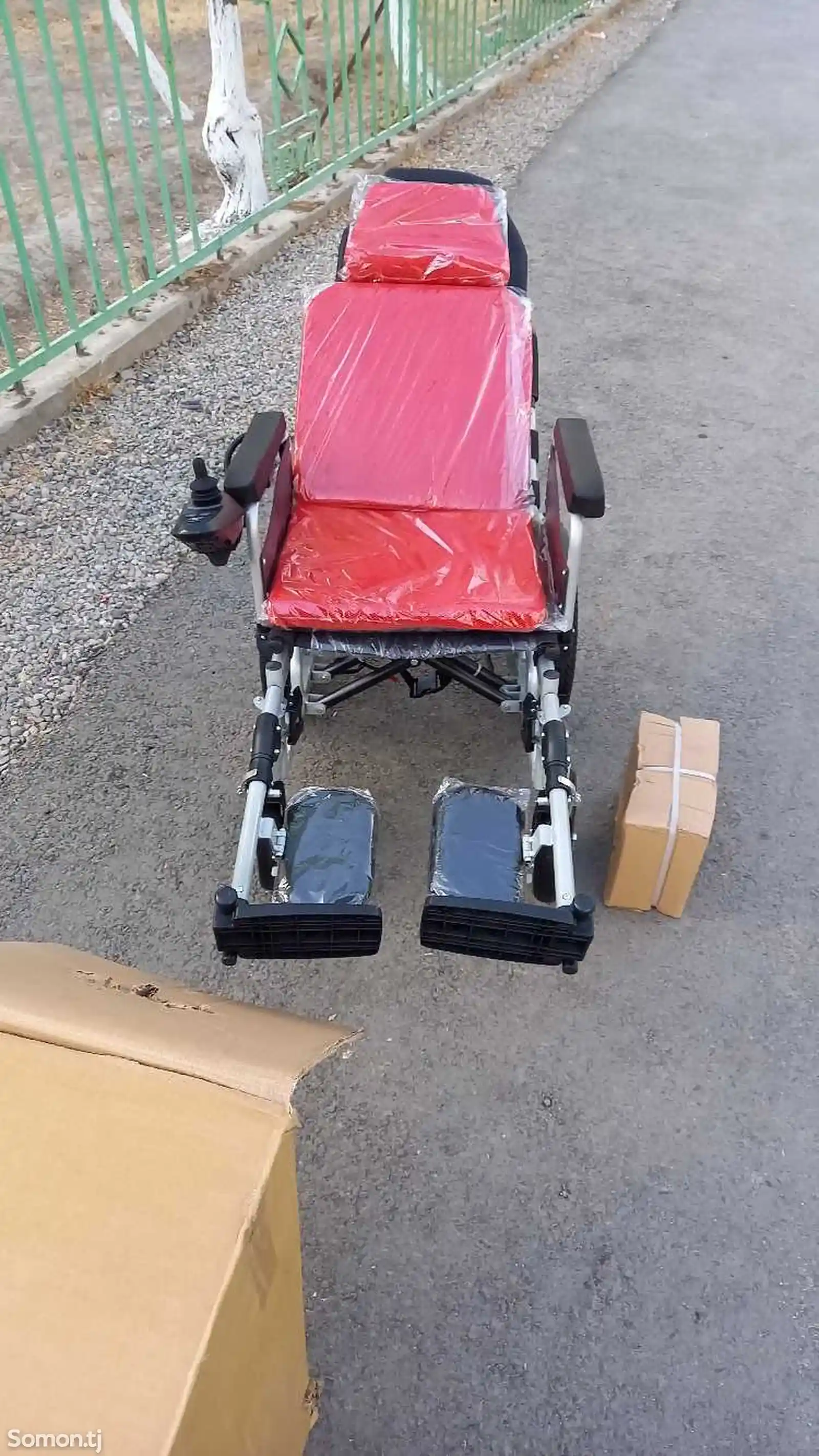 Инвалидная коляска с аккумулятором-9