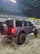 Jeep Wrangler, 2020-6