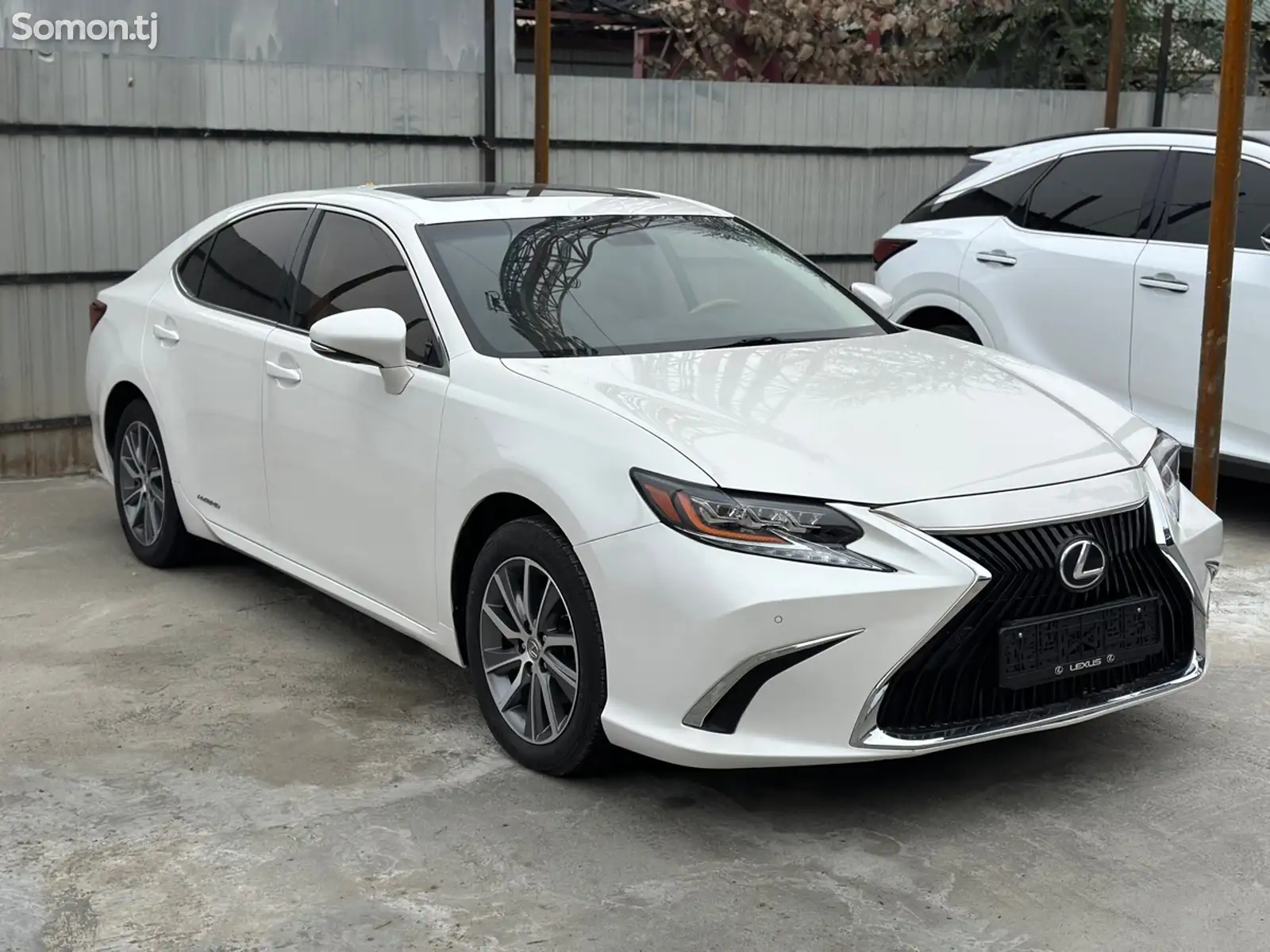 Lexus ES series, 2016-1