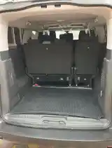 Toyota Hiace, 2019-5