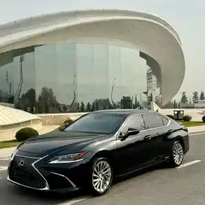 Lexus ES series, 2020