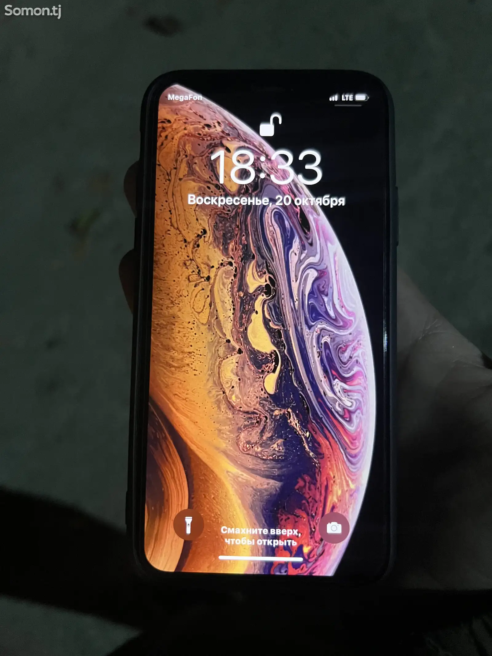 Apple iPhone Xs, 64 gb, Gold-1