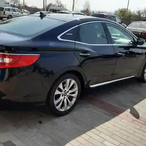 Hyundai Grandeur, 2011