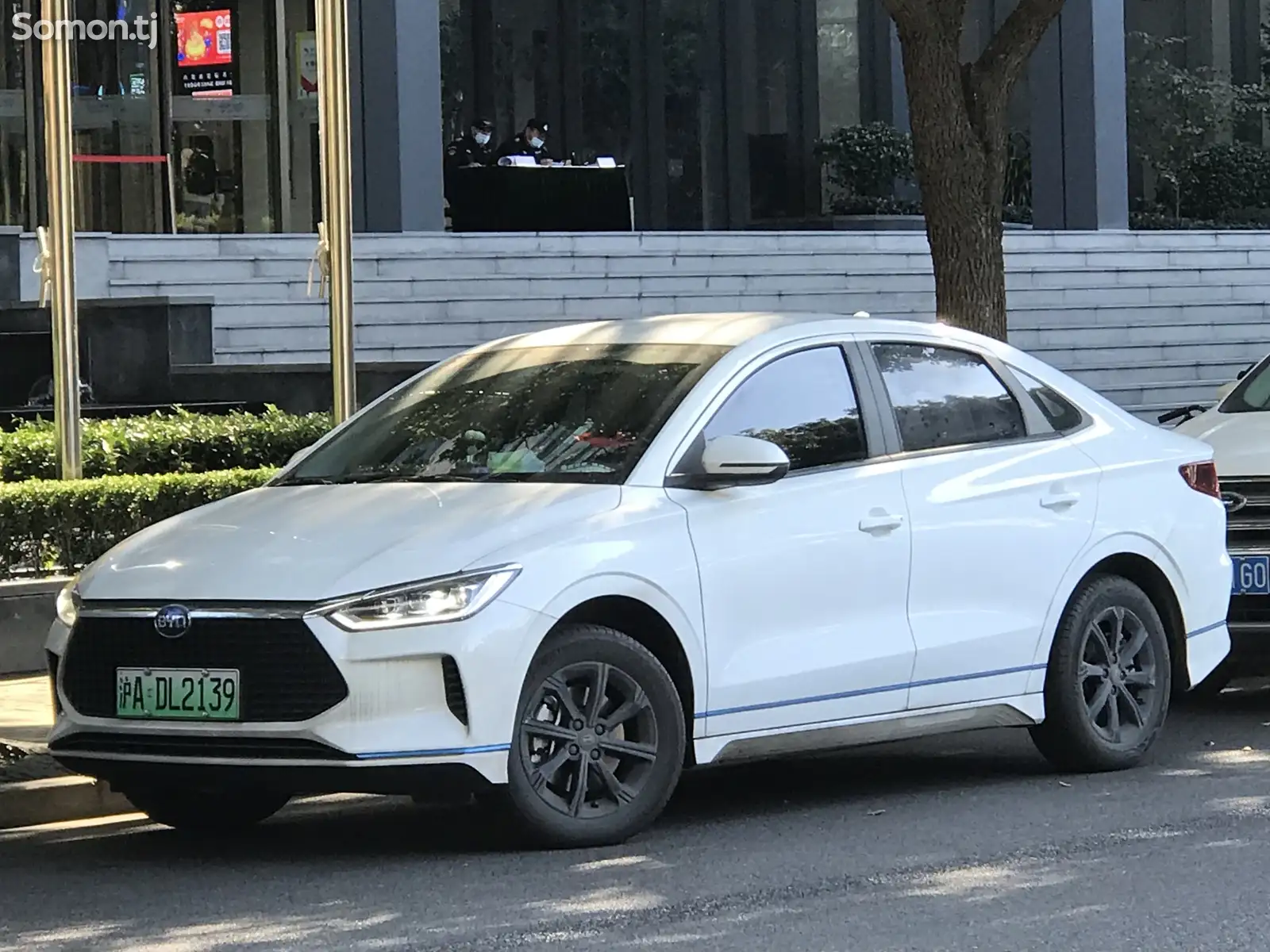 BYD E3, 2019-1