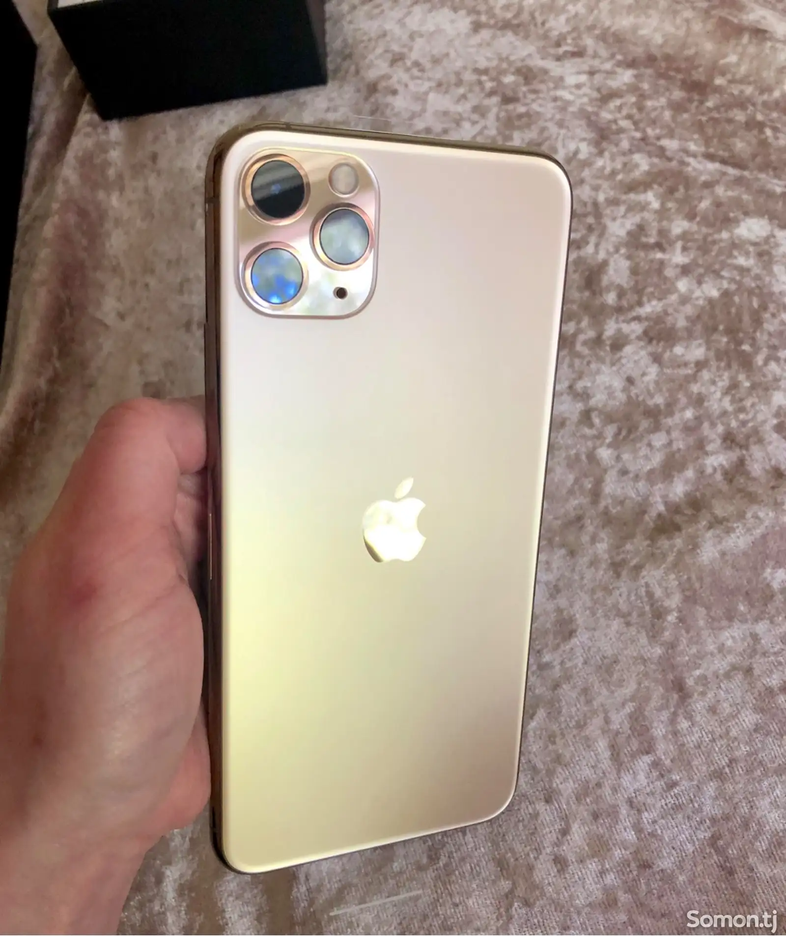 Apple iPhone 11 Pro Max, 64 gb, Gold-1