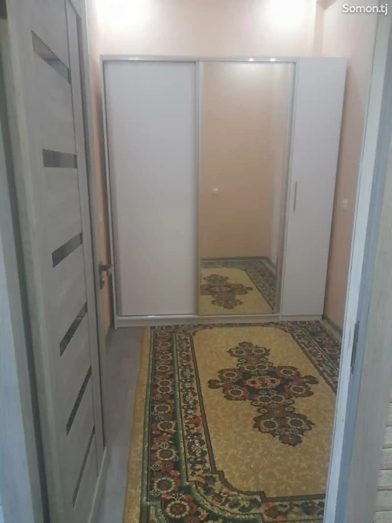 3-комн. квартира, 9 этаж, 70 м², Сино-6