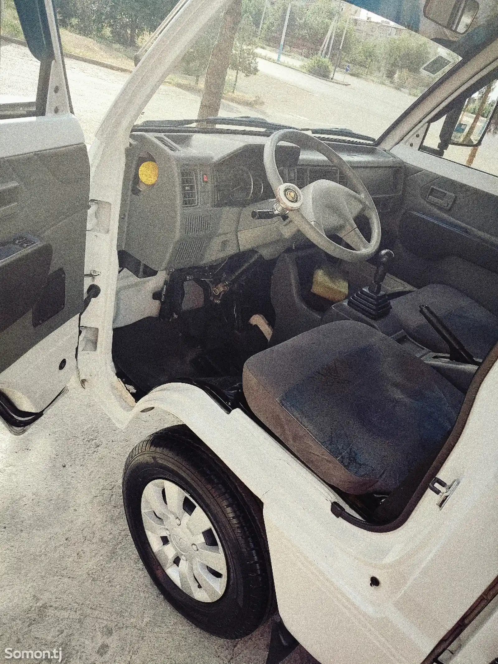 Бортовой автомобиль Daewoo Labo, 2013-15
