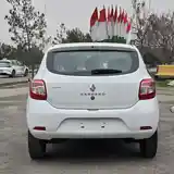 Renault Sandero, 2018-6