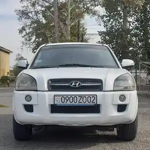 Hyundai Tucson, 2004