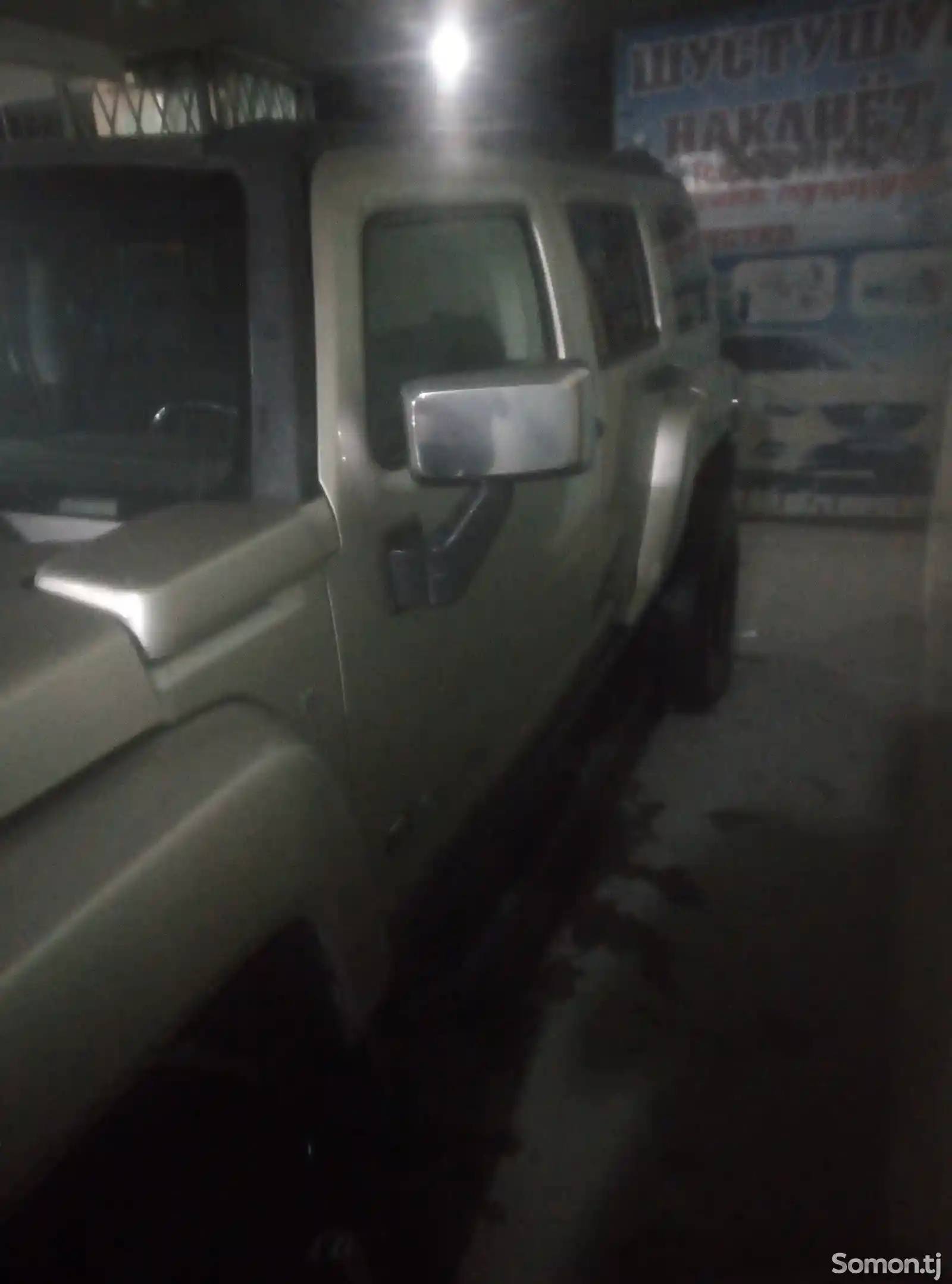 Hummer H3, 2008-3