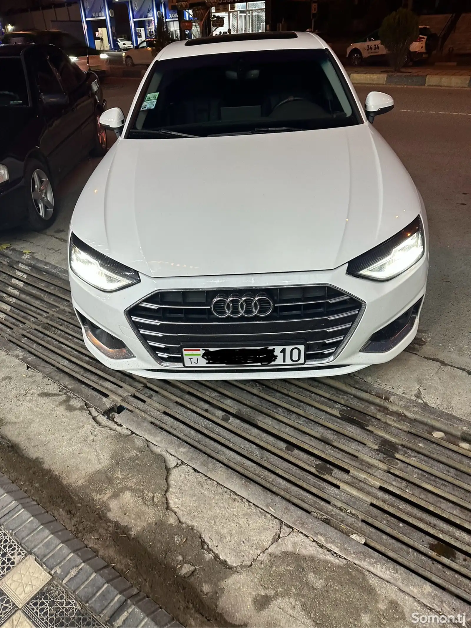 Audi A4, 2020-1