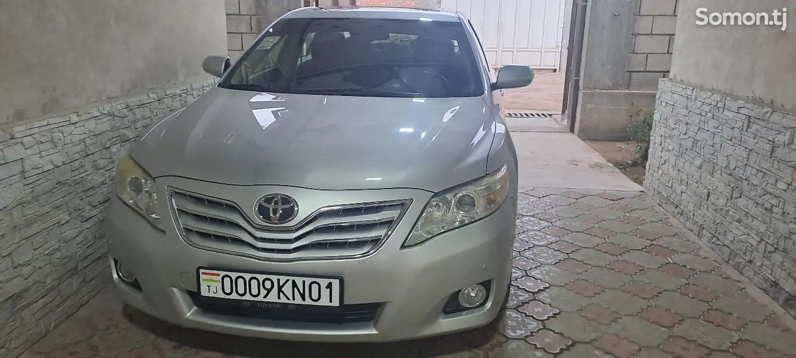 Toyota Camry, 2010-1