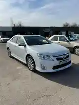 Toyota Camry, 2012-6