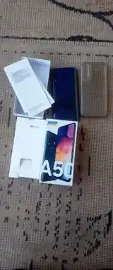 Samsung Galaxy A50-2