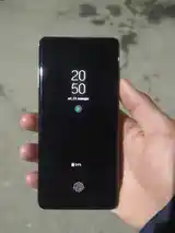 Samsung Galaxy S10+-4