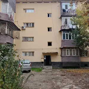 3-комн. квартира, 2 этаж, 68 м², 84 мкр