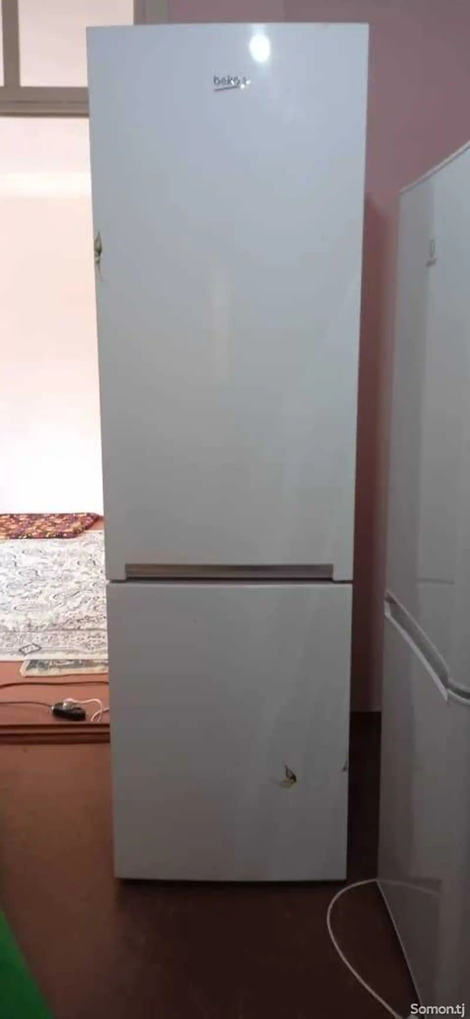 Холодильник Беко-1