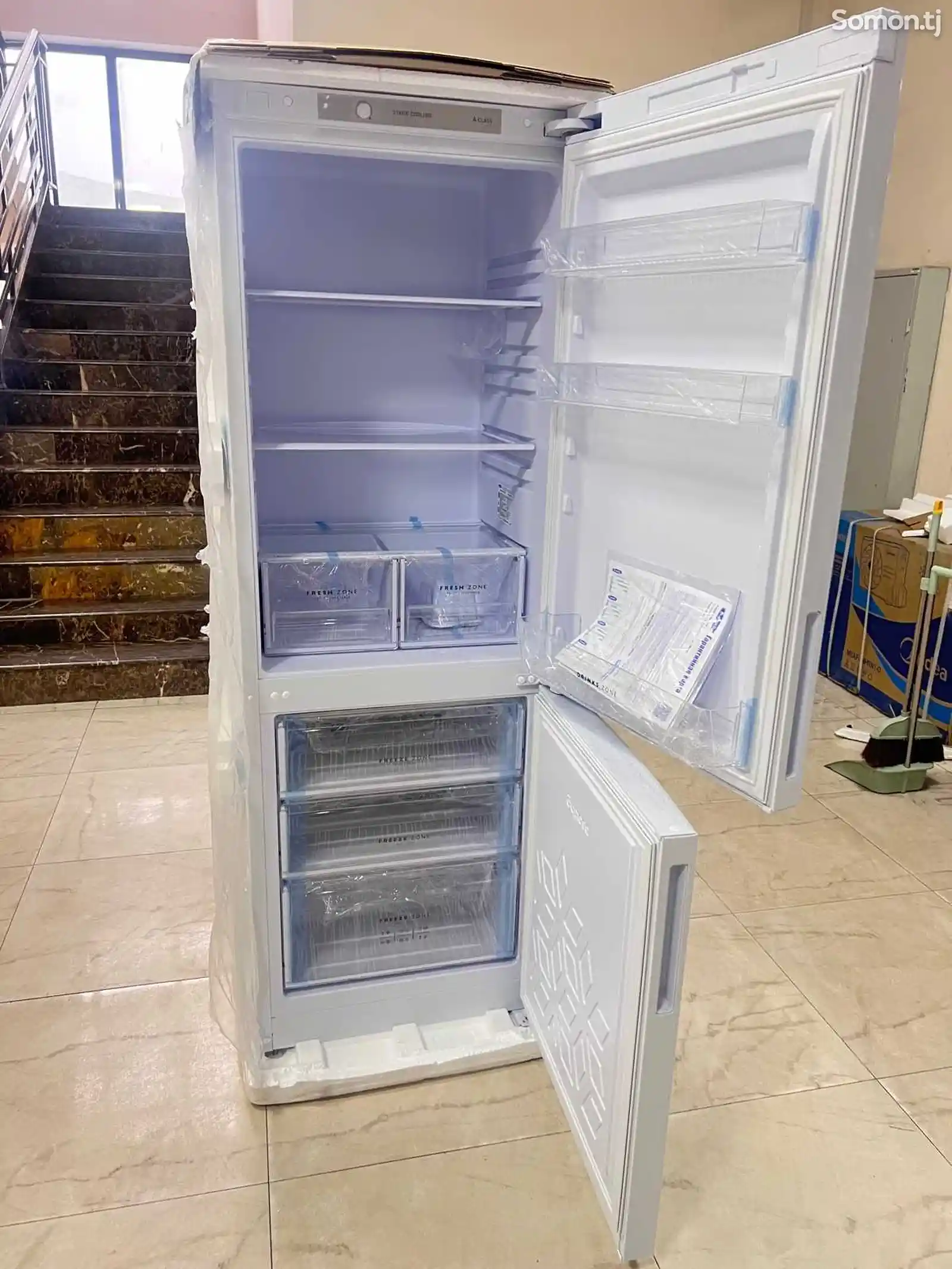 Холодильник Бирюса Россия-2
