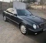 Mercedes-Benz E class, 2002-5