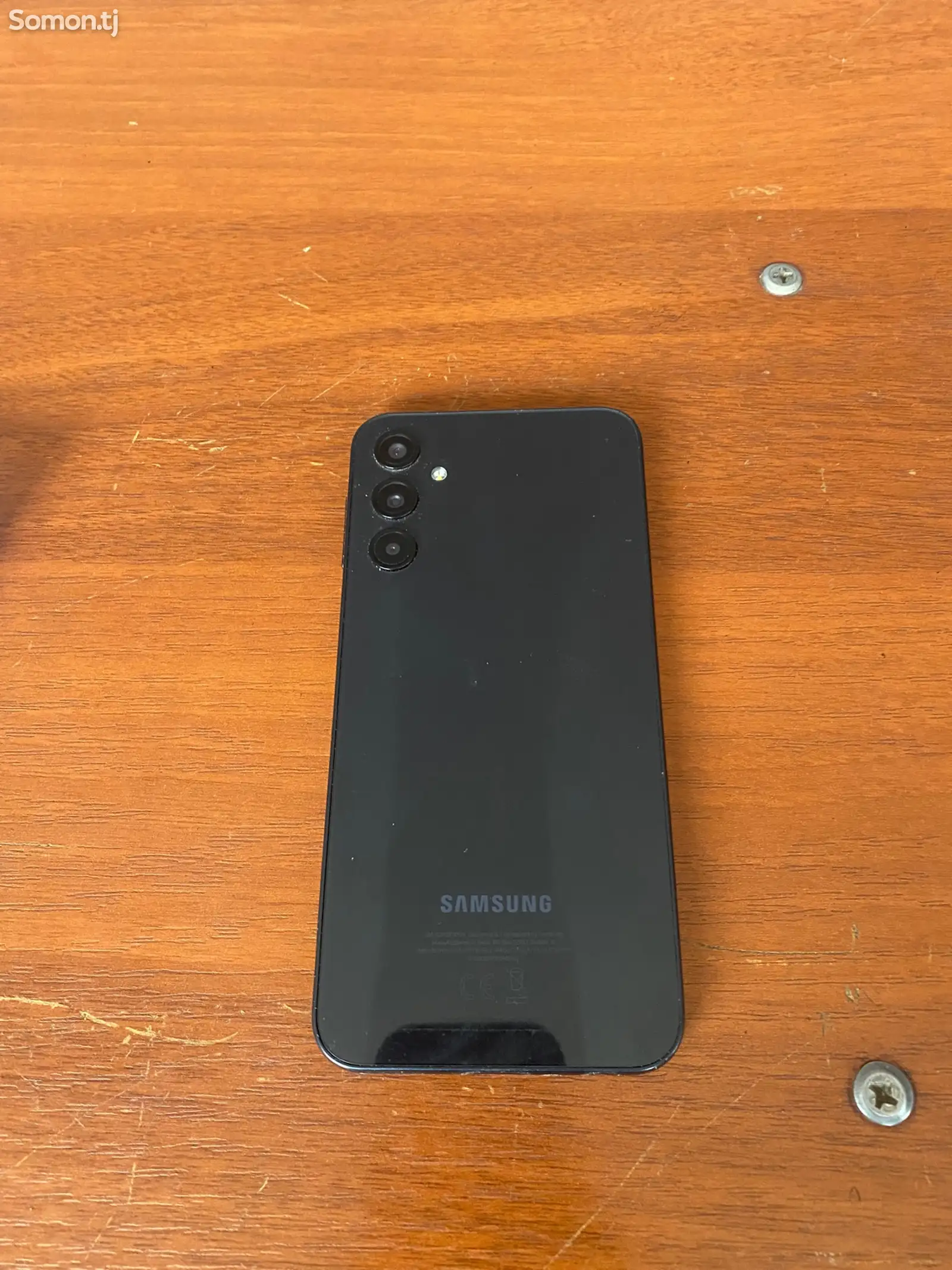 Samsung Galaxy A24-1