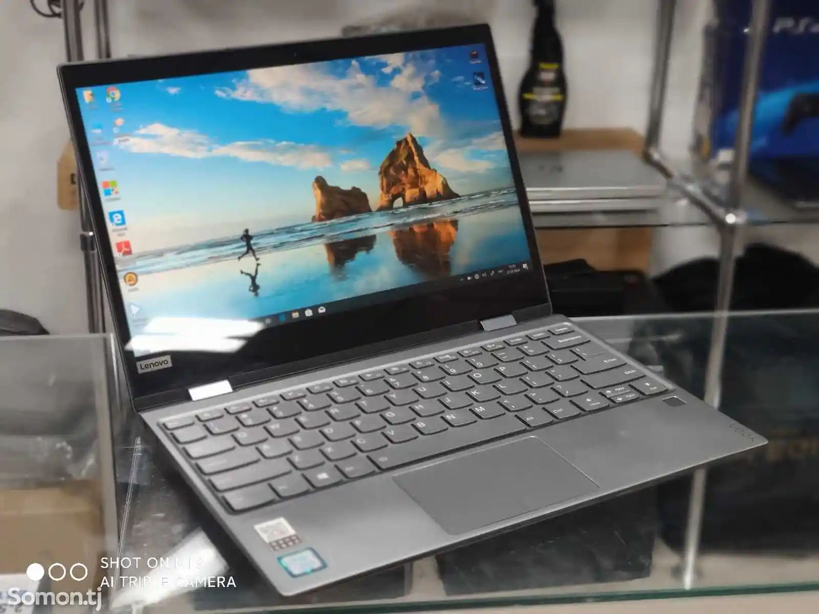 Ноутбук Lenovo Yoga core i5-7Gen-1