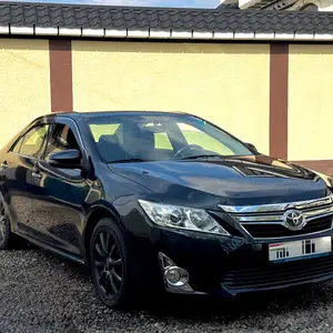 Toyota Camry, 2012