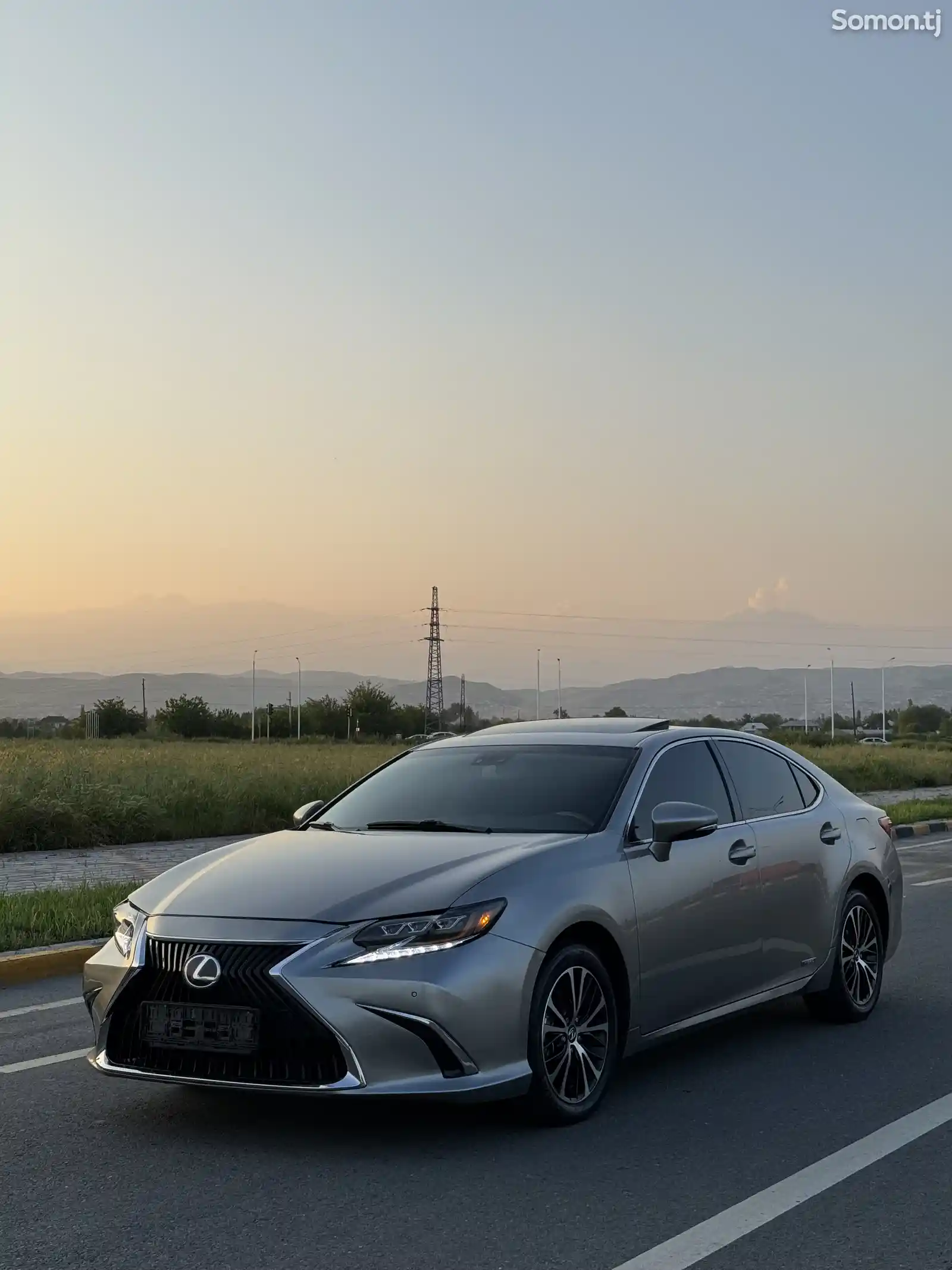 Lexus ES series, 2015-2