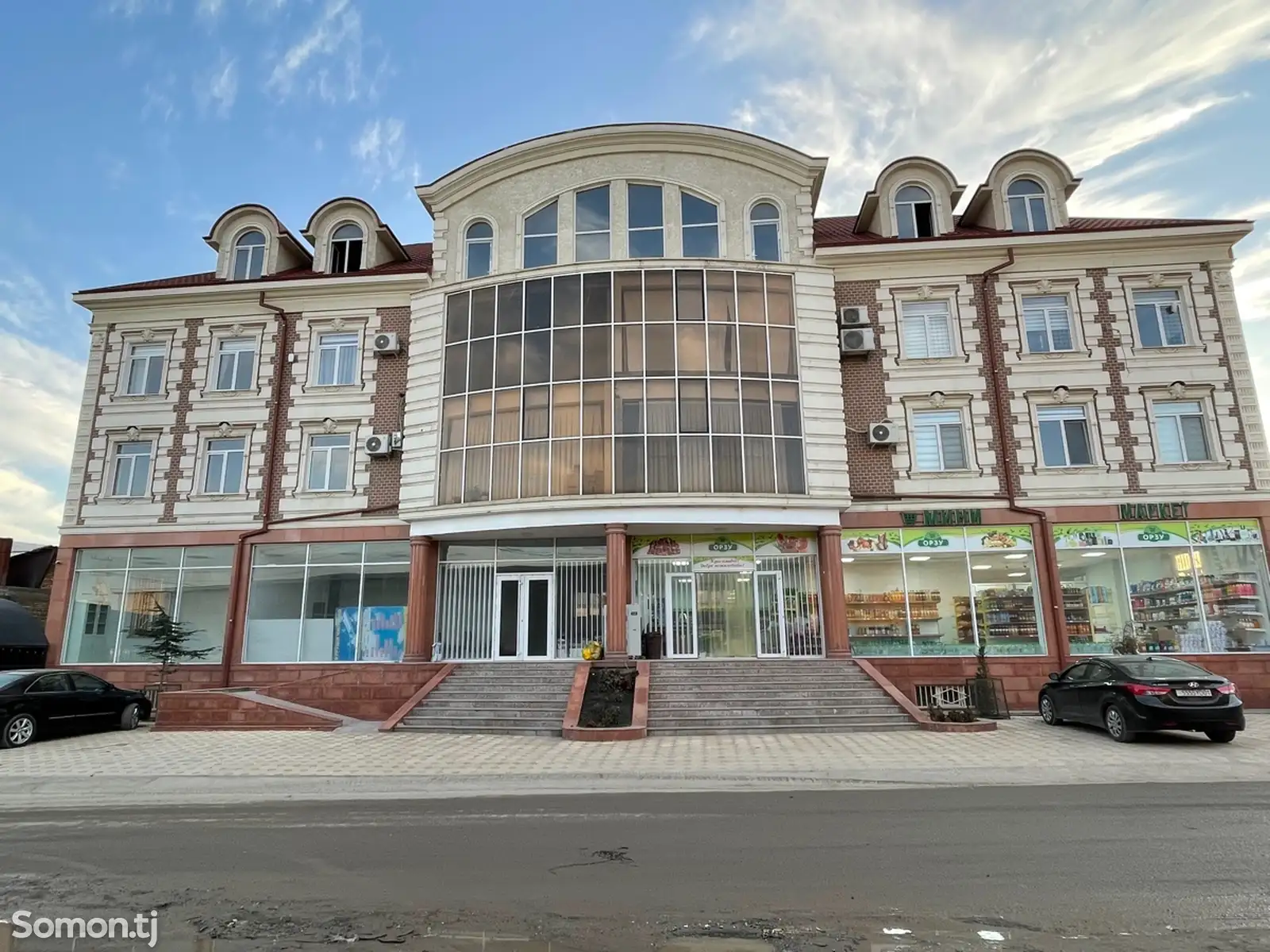 6-комн. квартира, 4 этаж, 395 м², Сино-1