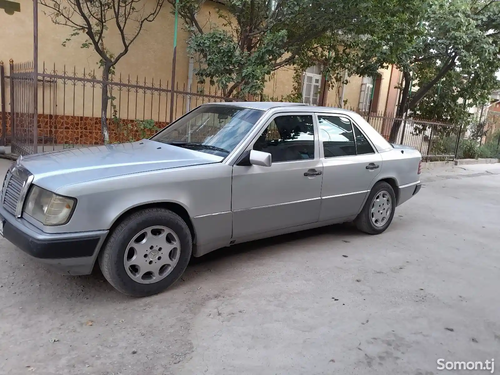 Mercedes-Benz W124, 1991-3