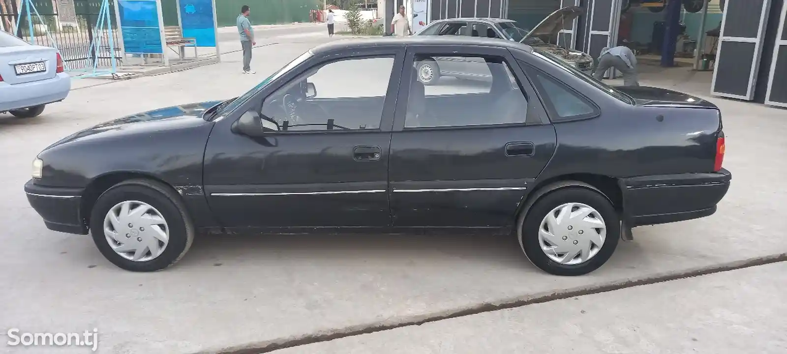 Opel Vectra A, 1992-5