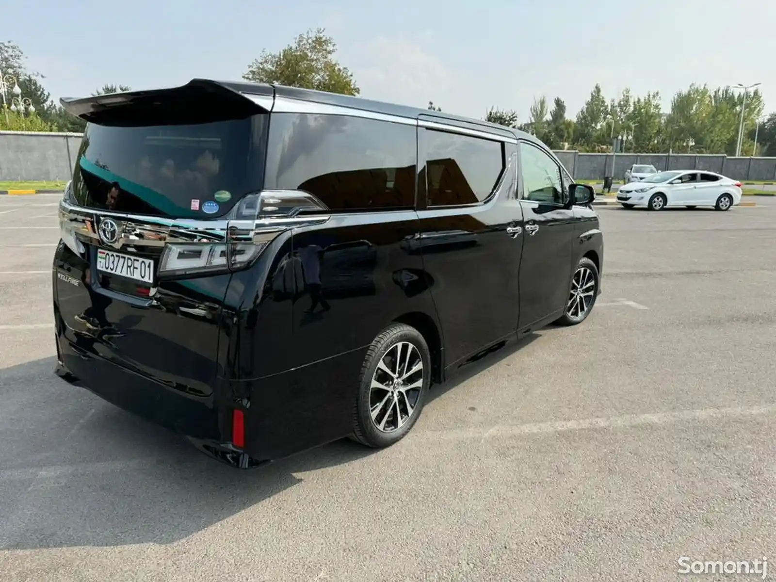 Toyota Vellfire, 2017-5