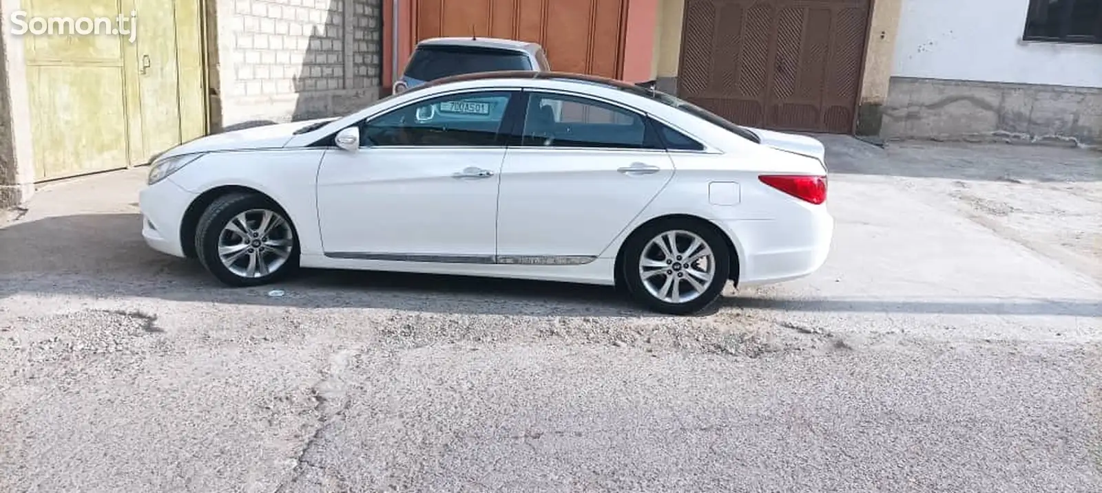 Hyundai Sonata, 2011-1