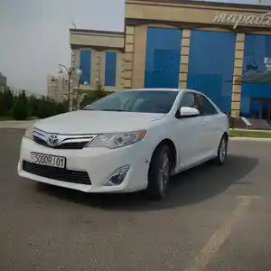 Toyota Camry, 2014