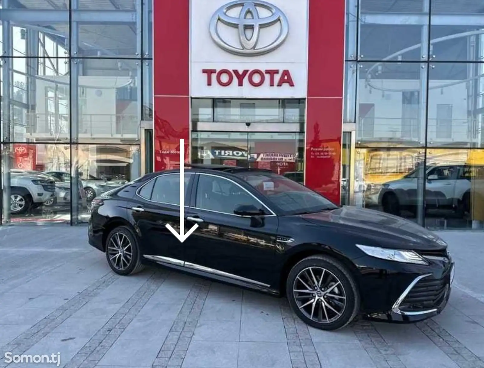 Молдинг дверей от Toyota Camry 6 2018-2022-3