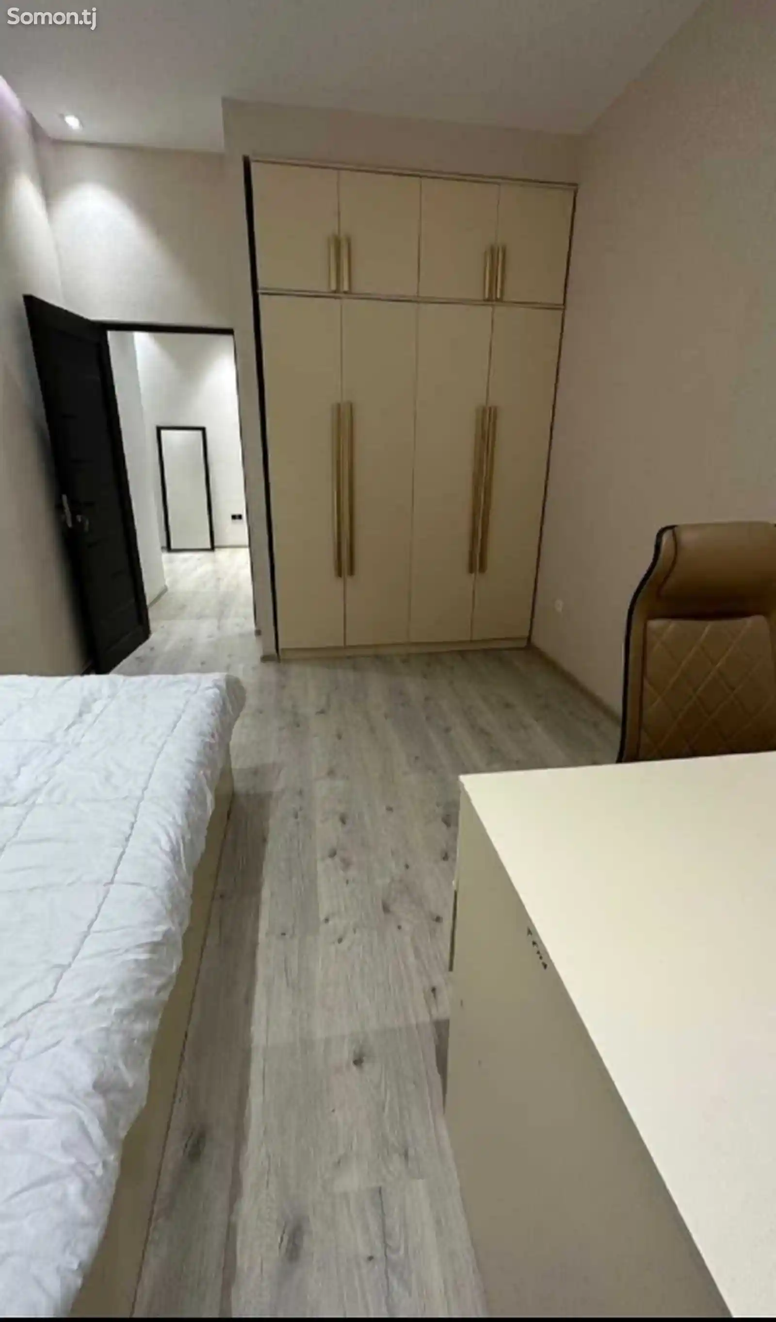 3-комн. квартира, 6 этаж, 100м², И. Сомони-7