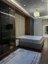 2-комн. квартира, 8 этаж, 71м², рудаки -2